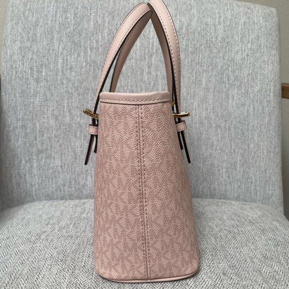 Michael Kors Jet Set Travel Purse - Picture 2 of 5